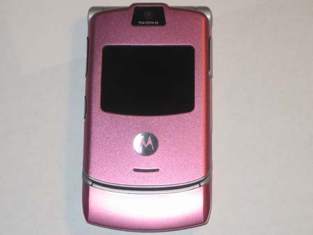 Final image of the Motorola RAZR V3 with the new housing